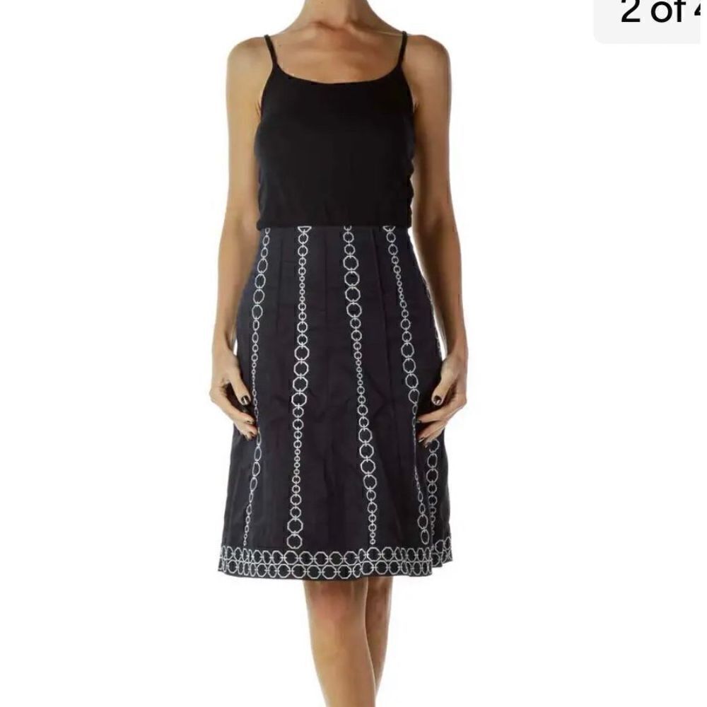 Ann Taylor Navy Blue Silver Embroidery A-Line Skirt Lined Women’s 4